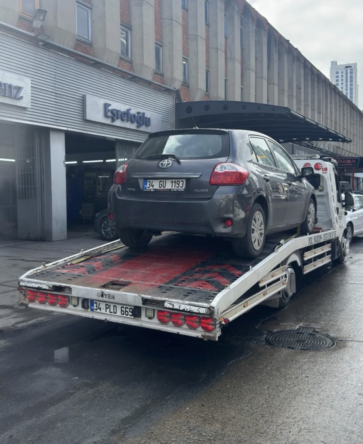 Oto çekici çalışması 5